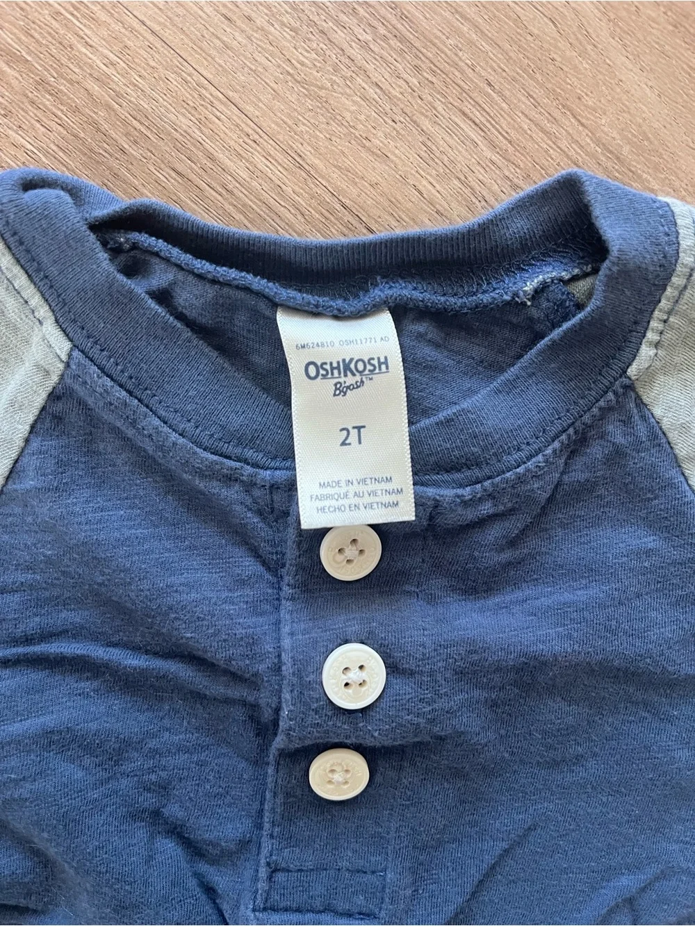 OshKosh B'gosh Navy and Gray Henley Tee for Kids 2T